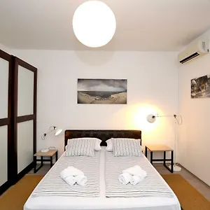  Apartment Studio Vito Kroatien